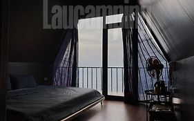 Lau Camping Phinh Ho